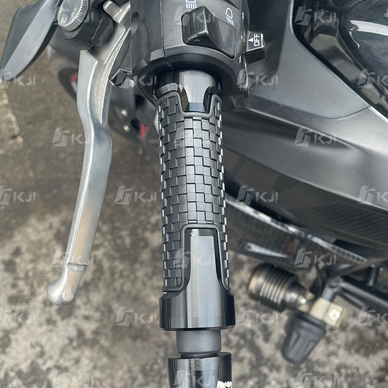 Yamaha XMAX/NMAX/NVX/AEROX 300 - Nmax Tech Max Accessories 리뷰 및 가격